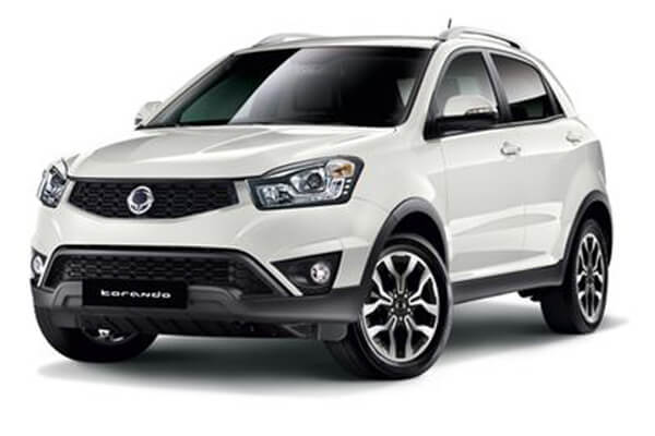 White Ssyangyong Korando.